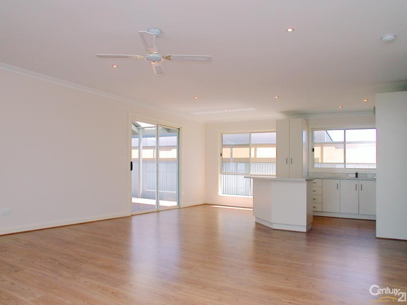 9 Wigham Road, Aldinga Beach SA 5173