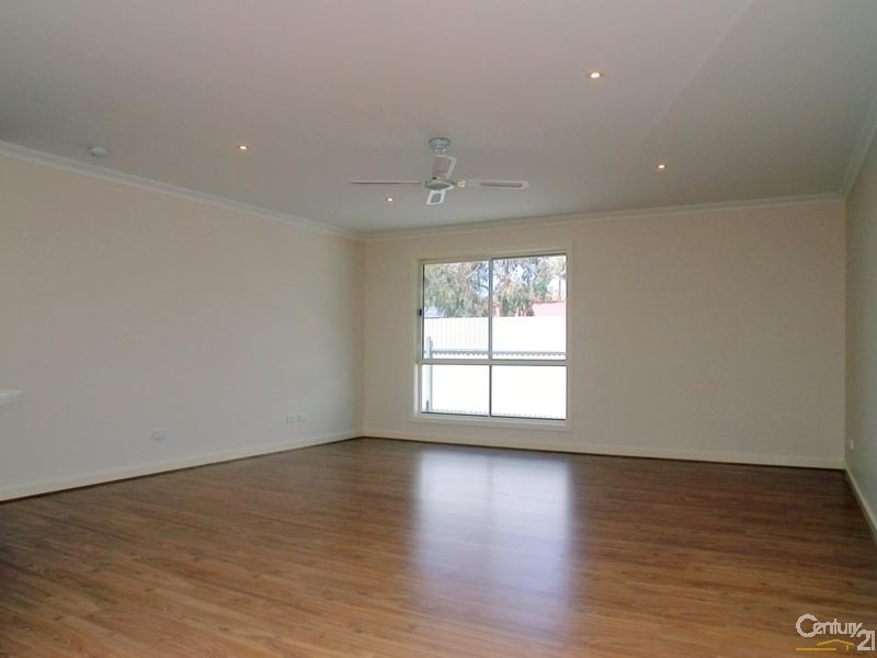 9 Wigham Road, Aldinga Beach SA 5173