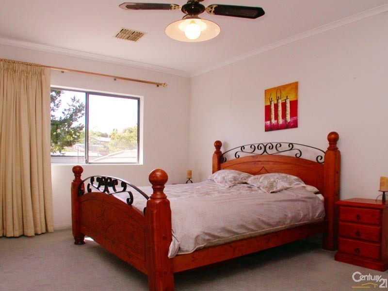 2 Shelter Court, Aberfoyle Park SA 5159