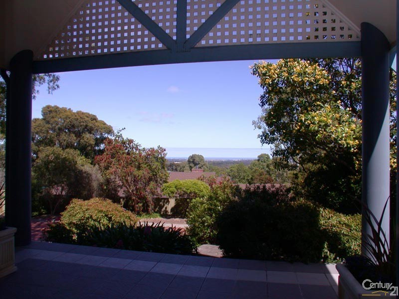 2 Shelter Court, Aberfoyle Park SA 5159