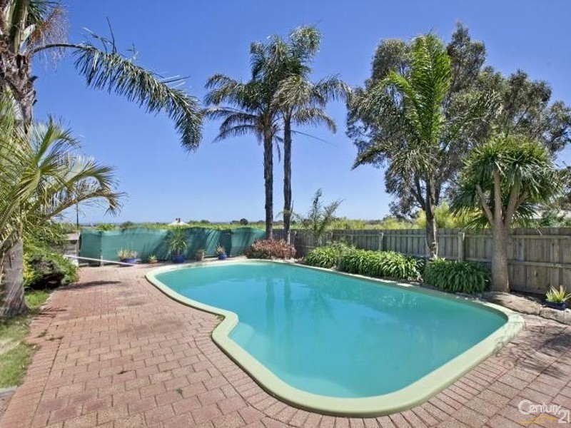 18 Giles Road, Willunga SA 5172