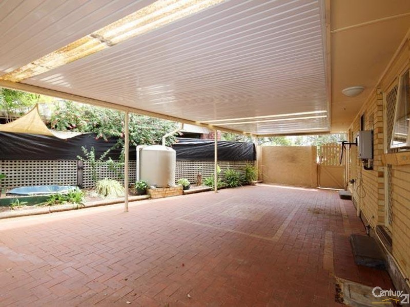 6 Linden Way, Christie Downs SA 5164