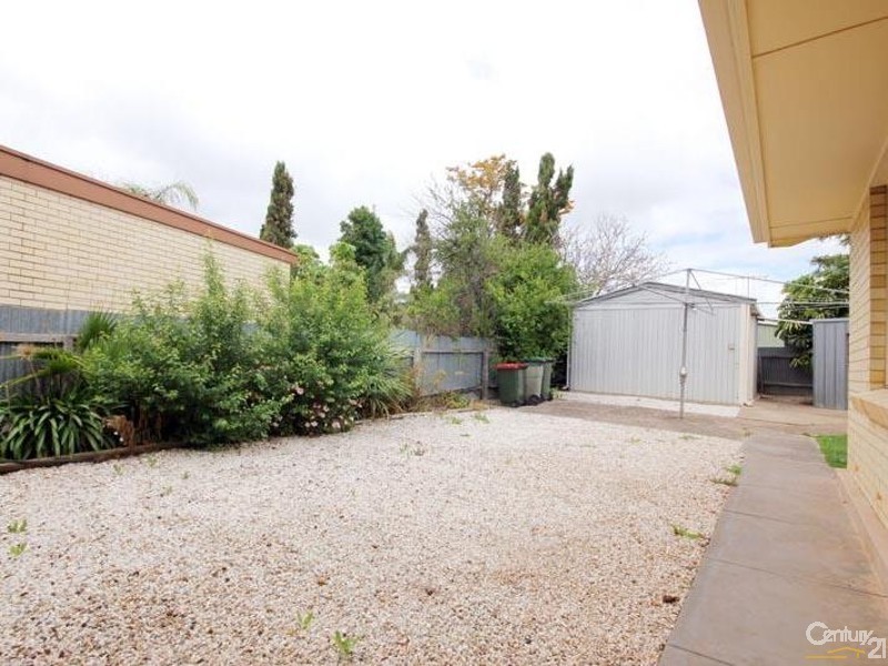6 Linden Way, Christie Downs SA 5164