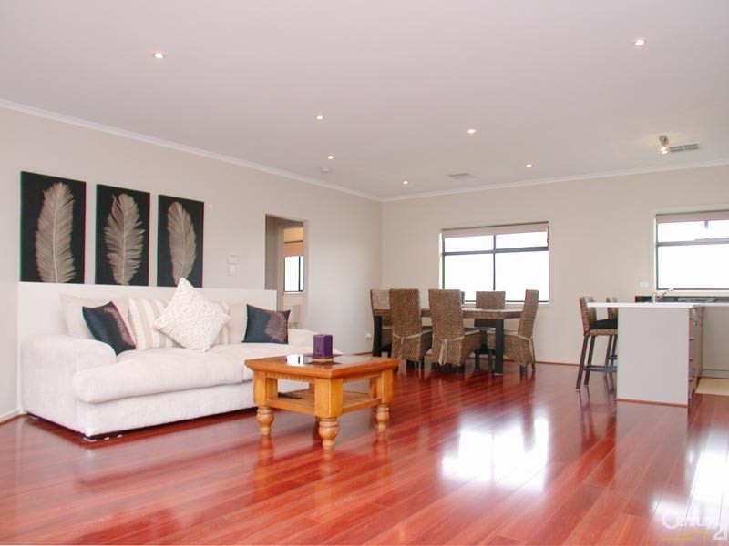 4 Alexander Terrace, Port Noarlunga SA 5167