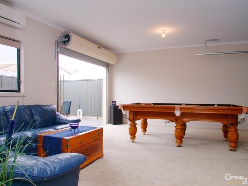 4 Alexander Terrace, Port Noarlunga SA 5167