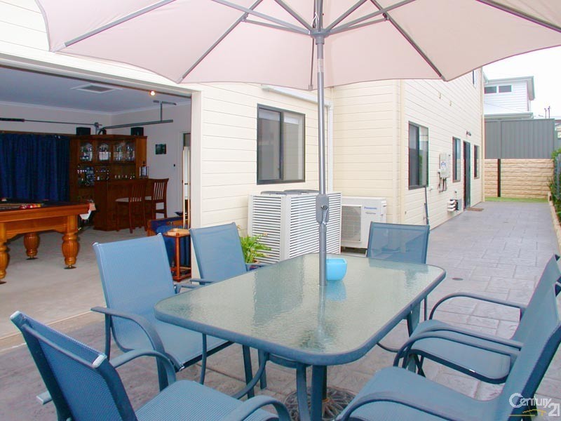 4 Alexander Terrace, Port Noarlunga SA 5167