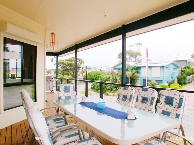 4 Alexander Terrace, Port Noarlunga SA 5167