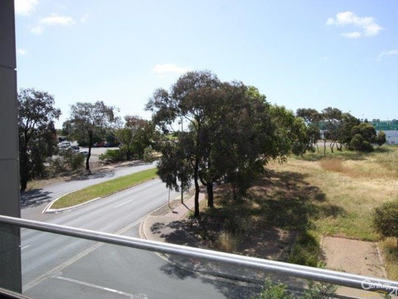9/2 Grey Box, Noarlunga Centre SA 5168