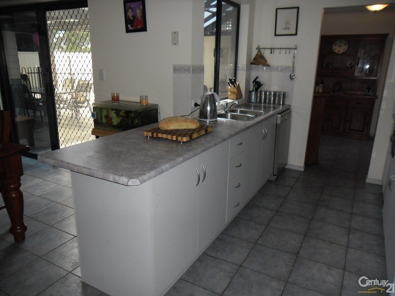3 Best Close, Woodcroft SA 5162