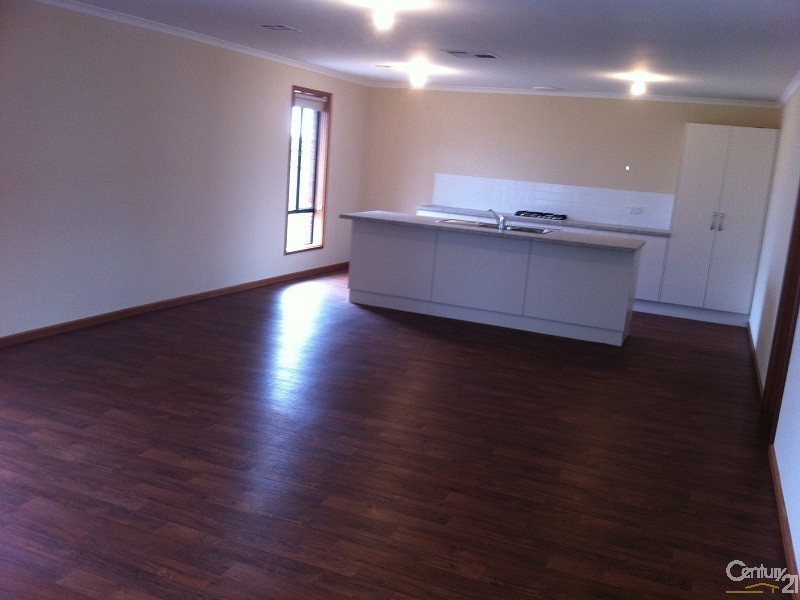 68 Grand Blvd, Seaford Rise SA 5169