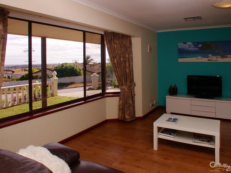 2 Wellesley Street, Huntfield Heights SA 5163