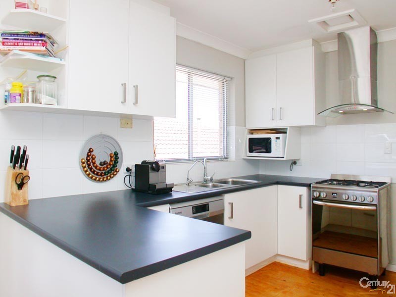 61 Arnold Drive, Hackham SA 5163