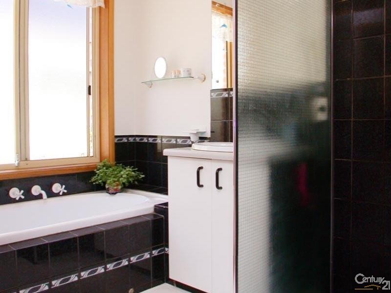 20 Chapman Avenue, Mclaren Vale SA 5171