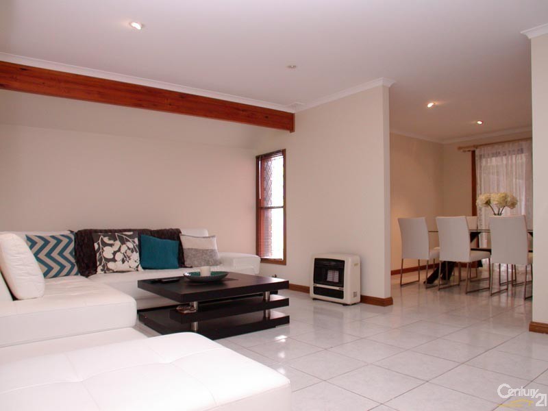 15 Mildara Close, Woodcroft SA 5162