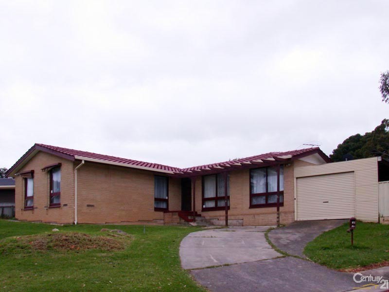 23 Flinders Crescent, Hackham SA 5163