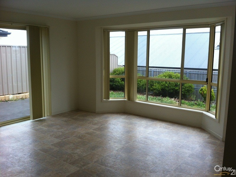 23 Torquay Drive, Seaford Rise SA 5169