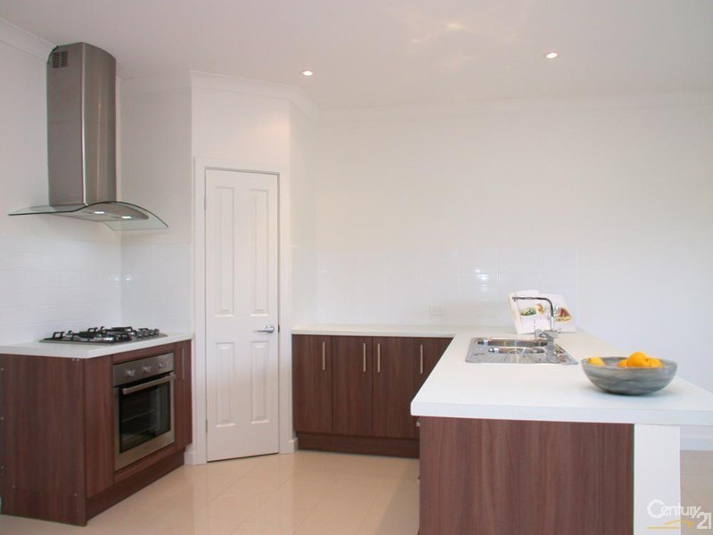 2A Julian Street, Christie Downs SA 5164