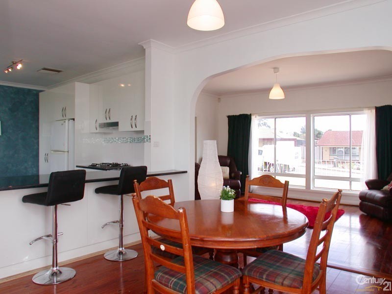 76 Teusner Drive, Morphett Vale SA 5162