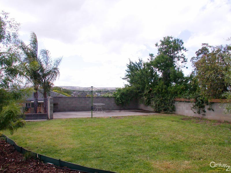 76 Teusner Drive, Morphett Vale SA 5162