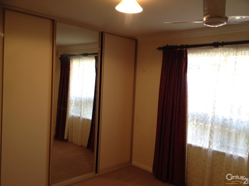 34 Arnold Drive, Hackham SA 5163