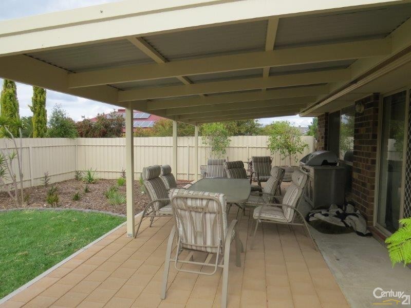 4 Avryl Court, Morphett Vale SA 5162