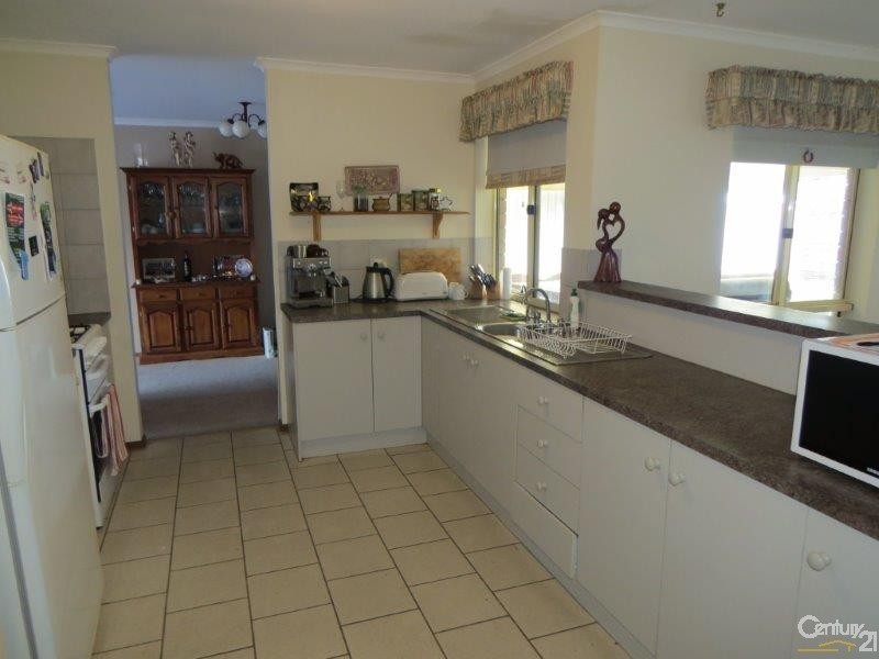 11 Joseph Way, Woodcroft SA 5162