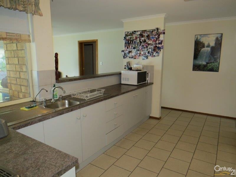 11 Joseph Way, Woodcroft SA 5162