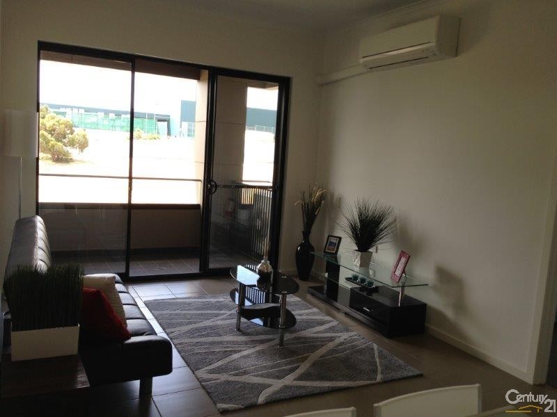 8/2 Grey Box Avenue, Noarlunga Centre SA 5168