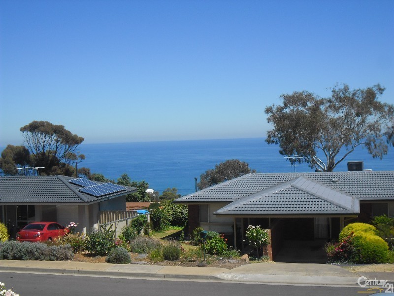 8 Madeline Crescent, Hallett Cove SA 5158