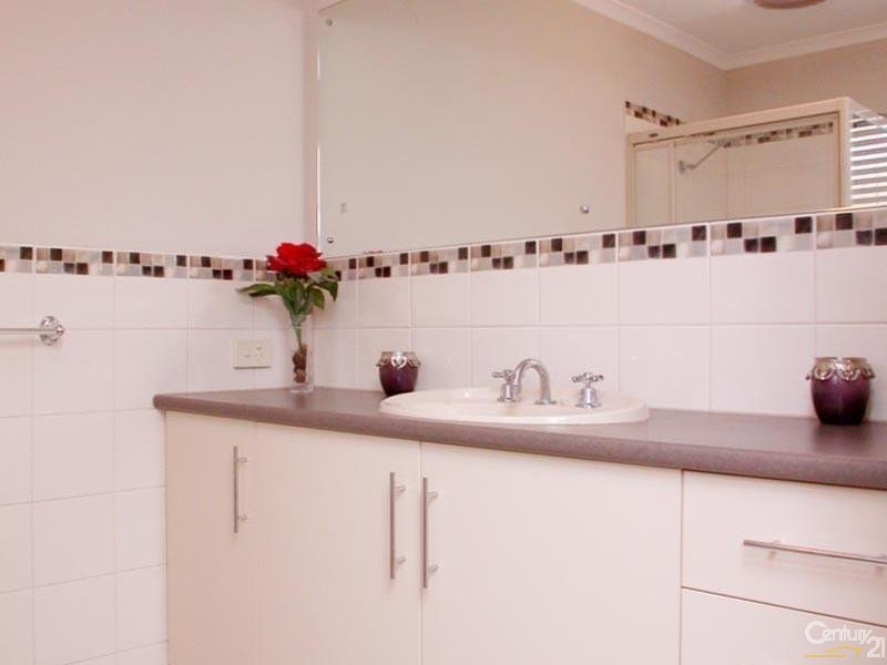 17 Jade Loop, Aldinga Beach SA 5173
