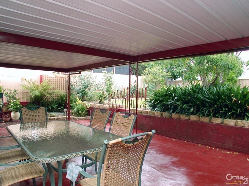 9 Parkes Avenue, Woodcroft SA 5162