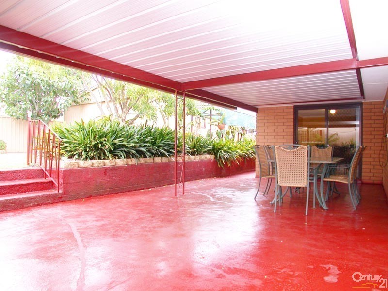 9 Parkes Avenue, Woodcroft SA 5162