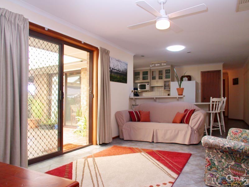 5 St Georges Court, Morphett Vale SA 5162