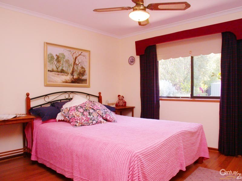 5 St Georges Court, Morphett Vale SA 5162