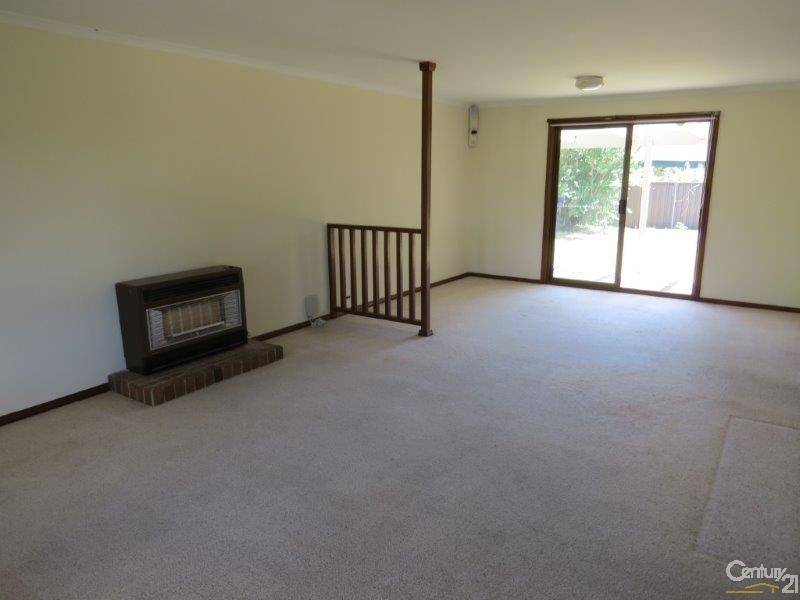 5 Redgate Court, Moana SA 5169