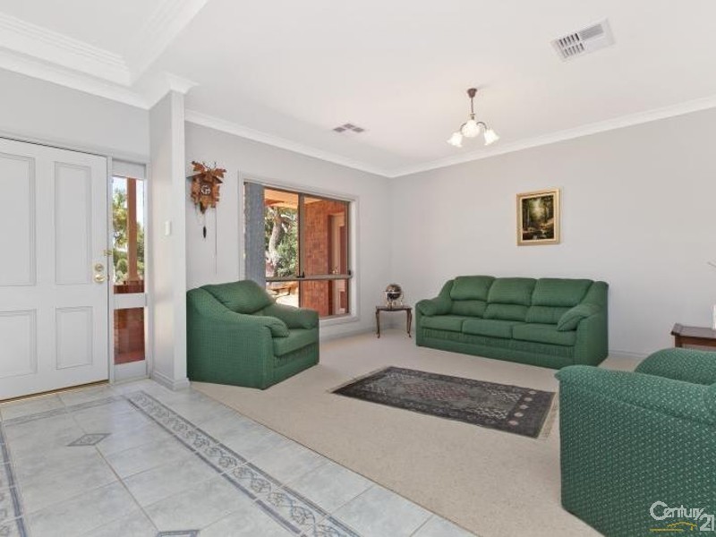 128 Windebanks Road, Happy Valley SA 5159