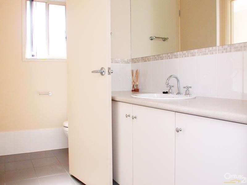 26 Cairns Way, Seaford Rise SA 5169