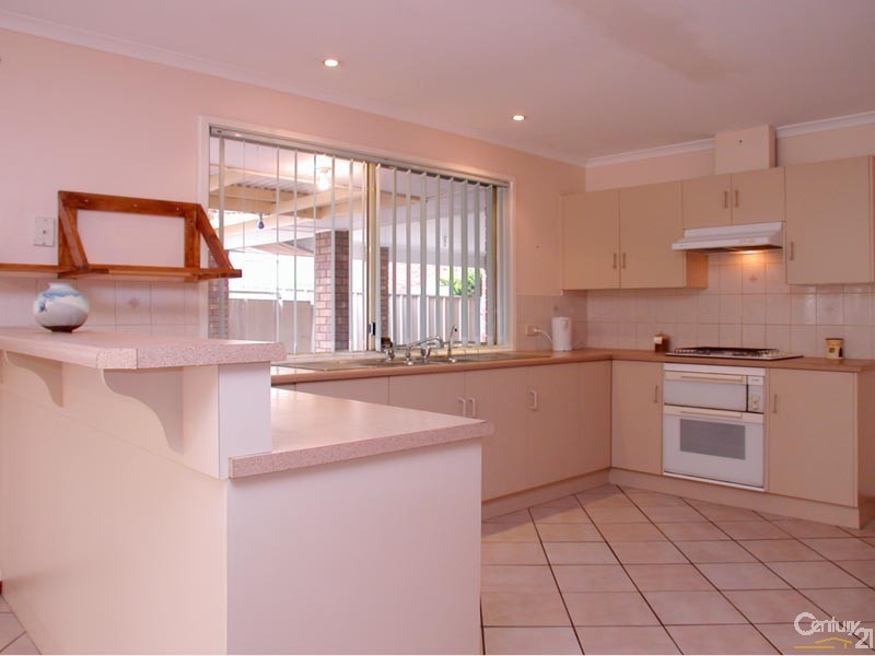 27 Zabica Avenue, Woodcroft SA 5162