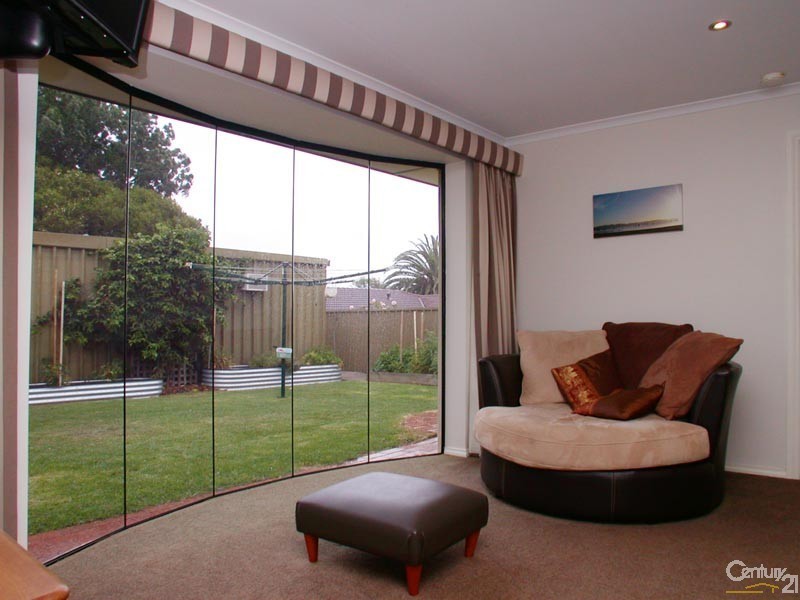 18 Hurtle Street, Woodcroft SA 5162