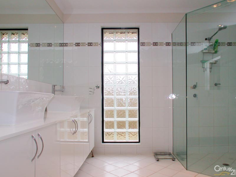 18 Hurtle Street, Woodcroft SA 5162