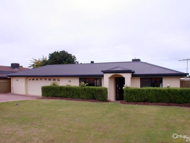 18 Hurtle Street, Woodcroft SA 5162