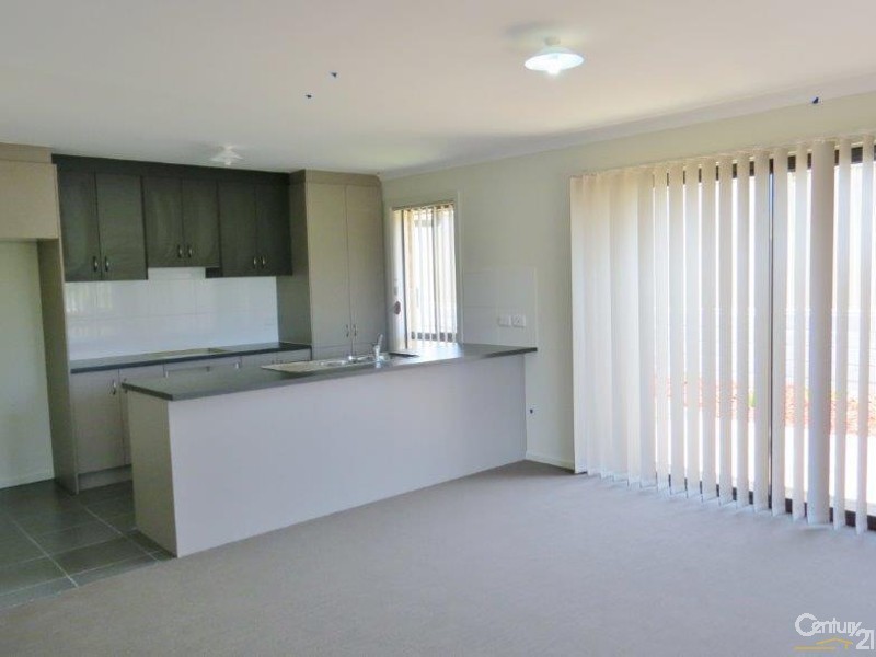 4/18 League Street, Seaford Meadows SA 5169