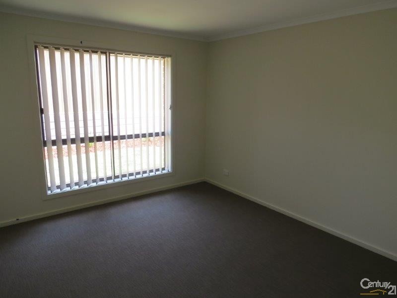 4/18 League Street, Seaford Meadows SA 5169