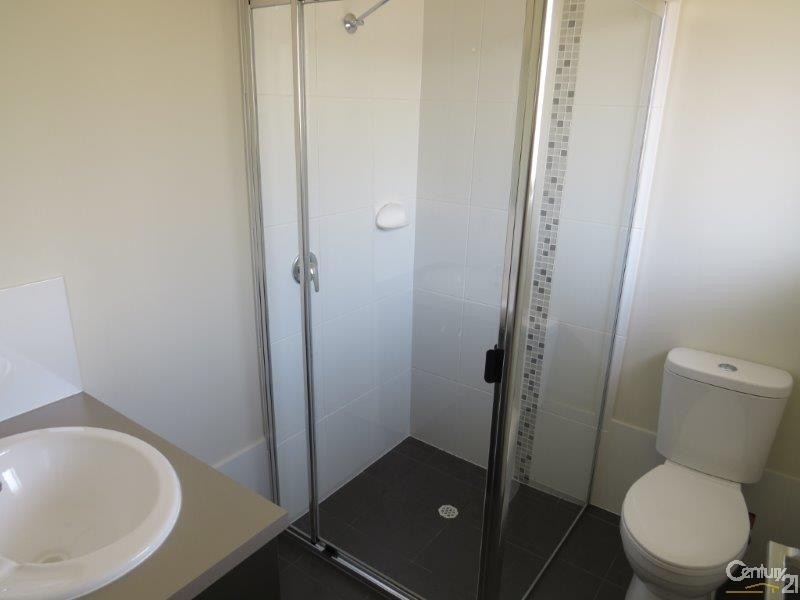 4/18 League Street, Seaford Meadows SA 5169