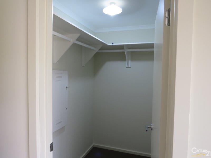 4/18 League Street, Seaford Meadows SA 5169