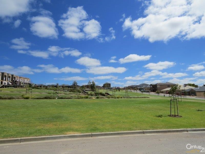 4/18 League Street, Seaford Meadows SA 5169