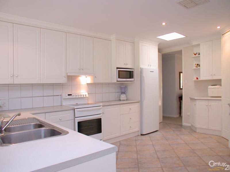 7 Surrey Court, Flagstaff Hill SA 5159