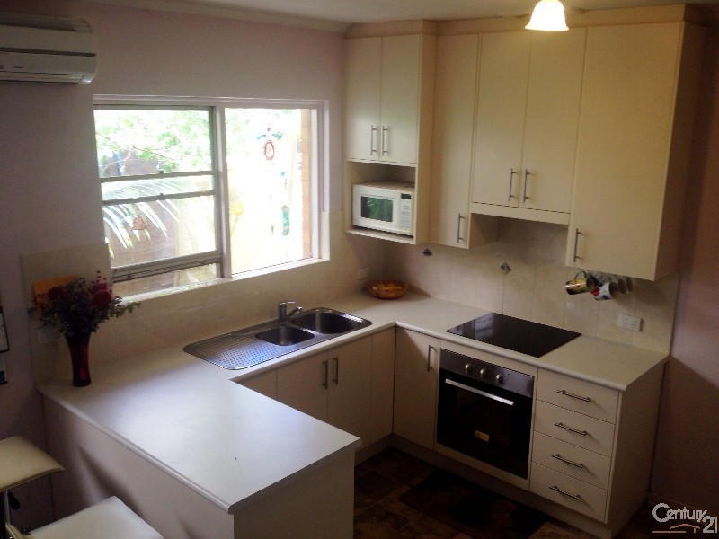 32 Atkins Crescent, Morphett Vale SA 5162