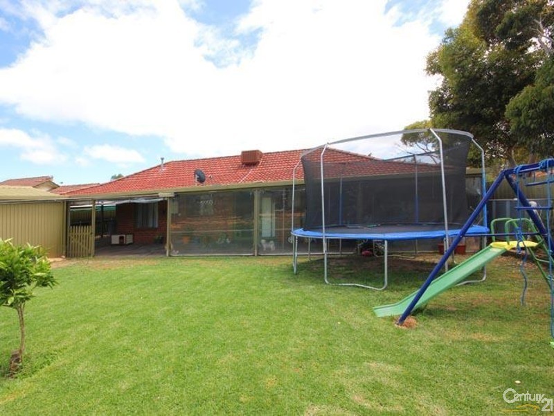 10 McCartney Street, Morphett Vale SA 5162