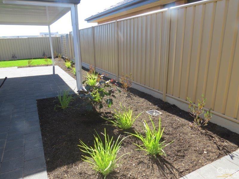 28 Manordale Court, Seaford Meadows SA 5169